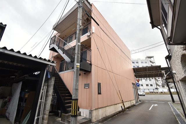 建物外観　建物外観