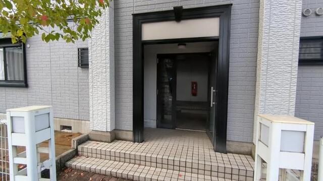 エントランス　エントランス