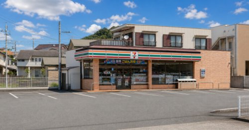 コンビニ　セブンイレブン 大仁田京店（コンビニ）まで345m