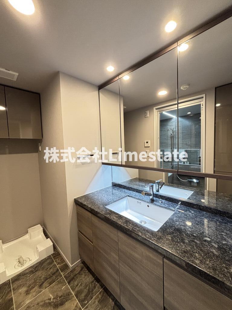 洗面設備　別部屋参考写真