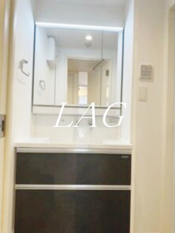 洗面設備　洗面台です。