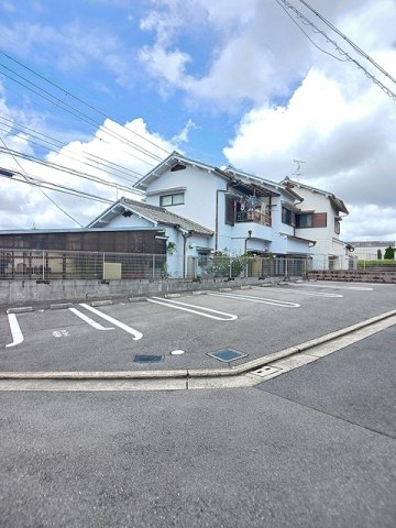 駐車場　駐車スペースもあります