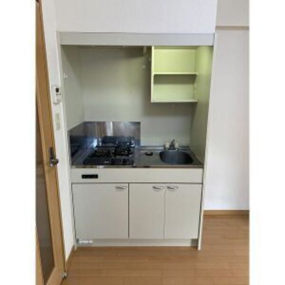キッチン　２口ガスコンロ付き