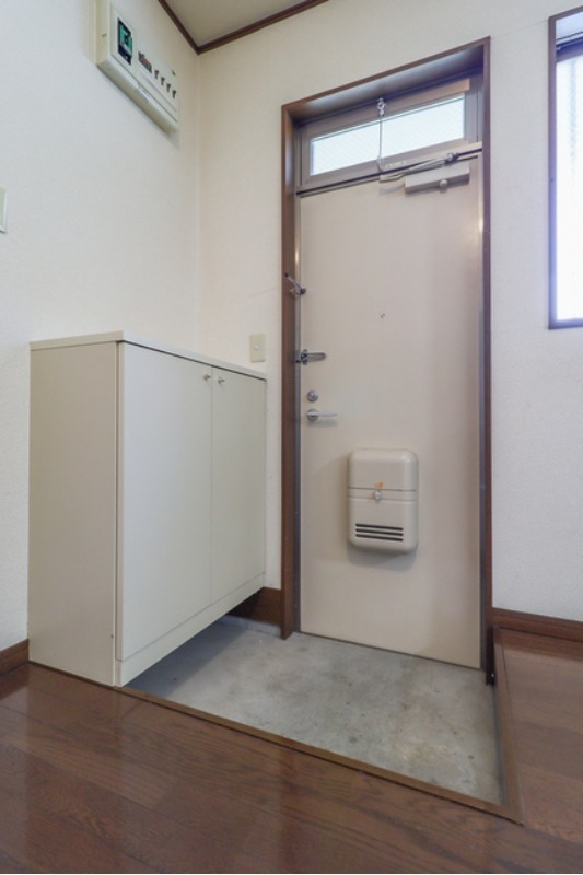 玄関　図面と現状に相違がある場合には現状を優先