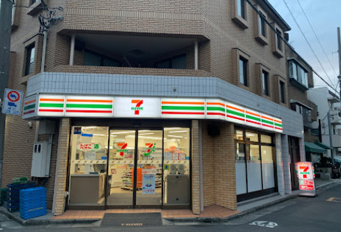 コンビニ　セブンイレブン 渋谷千駄ヶ谷3丁目店（コンビニ）まで456m