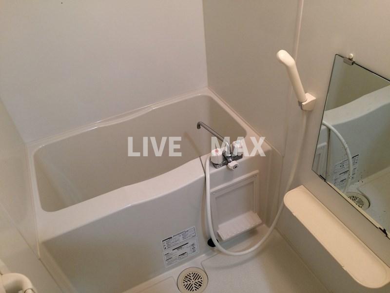 バス・シャワールーム　※別部屋のお写真になります