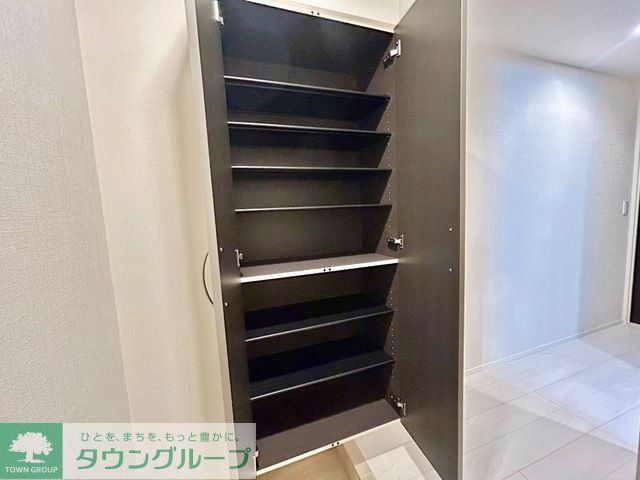 玄関　★お問い合わせはタウンハウジングまで★