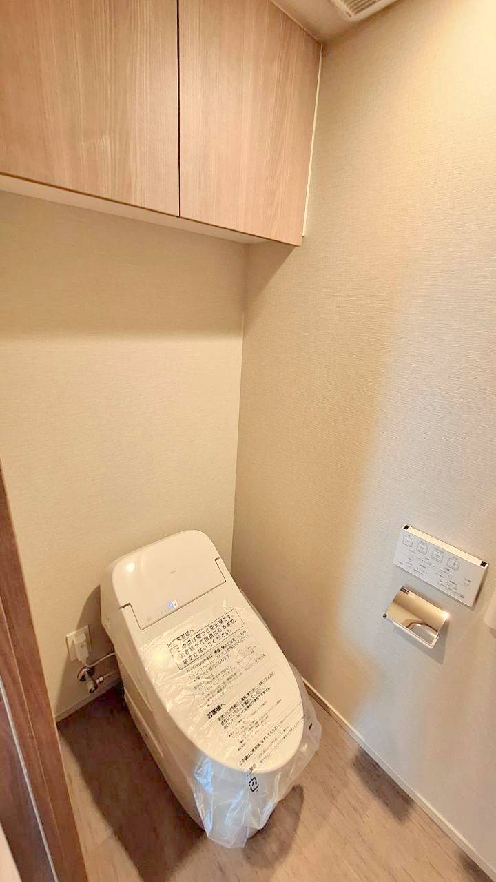 トイレ　※同タイプ別部屋の参考写真となります。