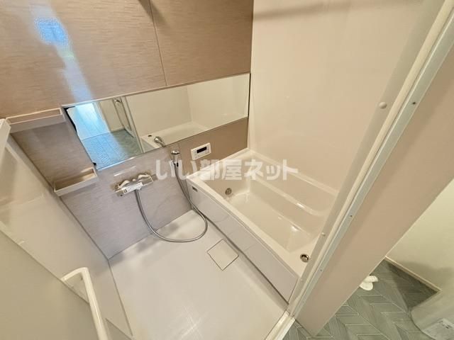 ベレッツァ鈴鹿B棟の風呂写真