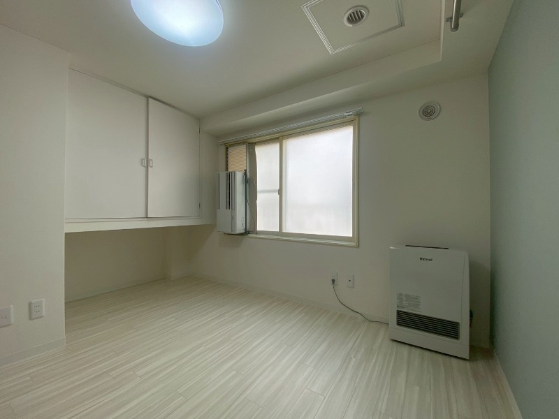 居室・リビング　広くてキレイなお部屋が広がっていて、充実した生活が送れそう。