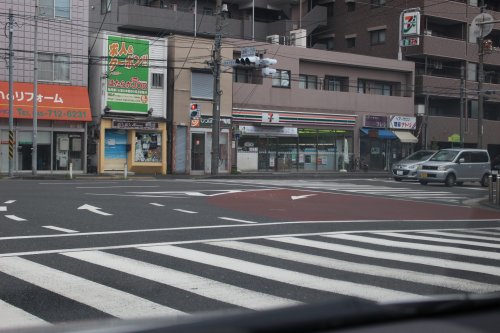 コンビニ　セブンイレブン 通町店（コンビニ）まで233m