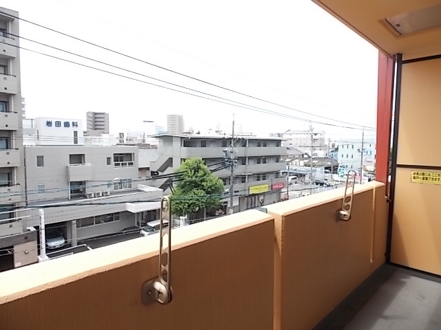 バルコニー　写真は４Ａです