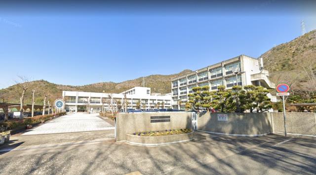 高校・高専　兵庫県立姫路別所高等学校（高校・高専）まで2100m