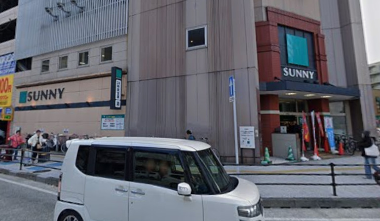 スーパー　サニー 渡辺通店（スーパー）まで719m