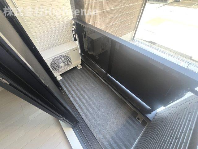 バルコニー　陽当たり良好なバルコニーです