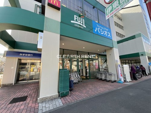 スーパー　セリア フジ横浜南店（スーパー）まで466m