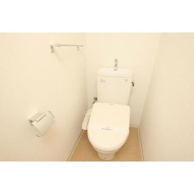 トイレ　※別部屋の参考写真です。