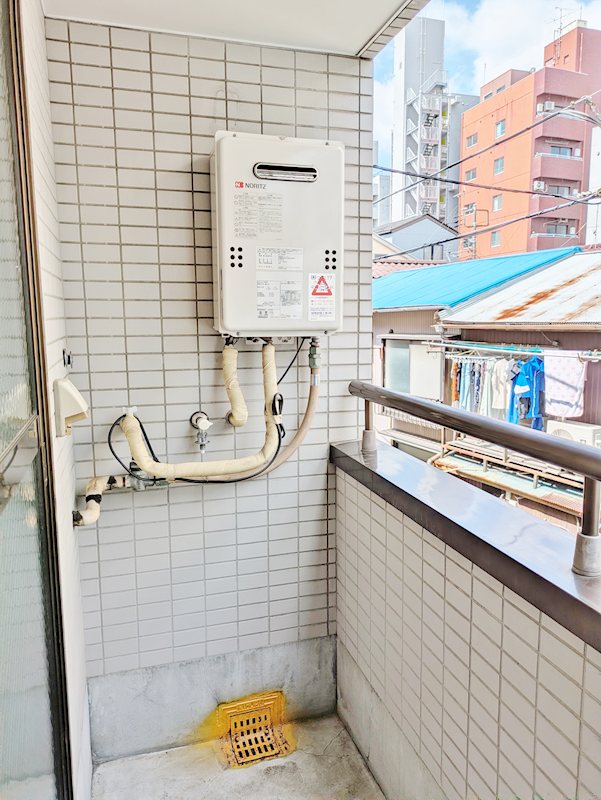 その他設備　洗濯機置場(室外)
