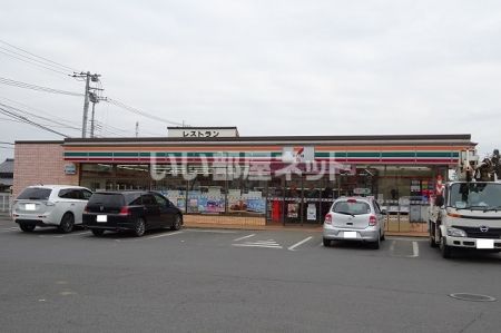 コンビニ　セブンイレブン那珂中央店（コンビニ）まで824m