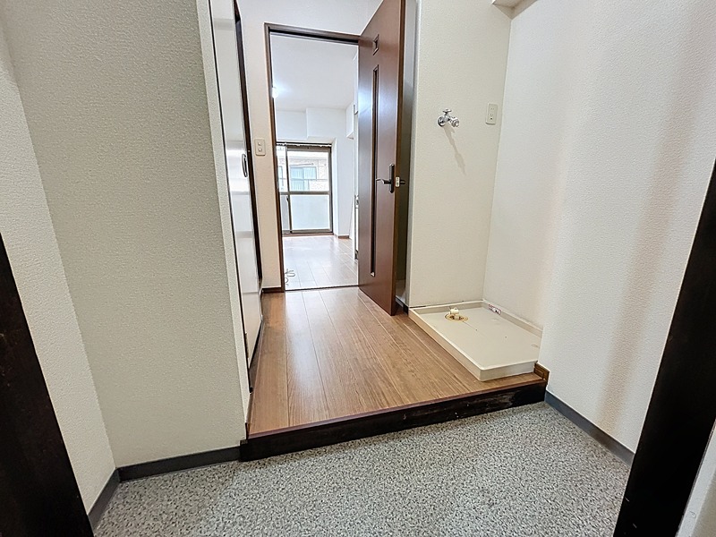 玄関　別部屋