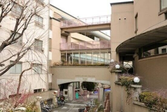 小学校　台東区立上野小学校（小学校）まで67m