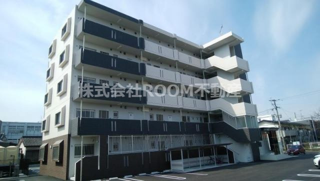 建物外観　外観は落ち着いています