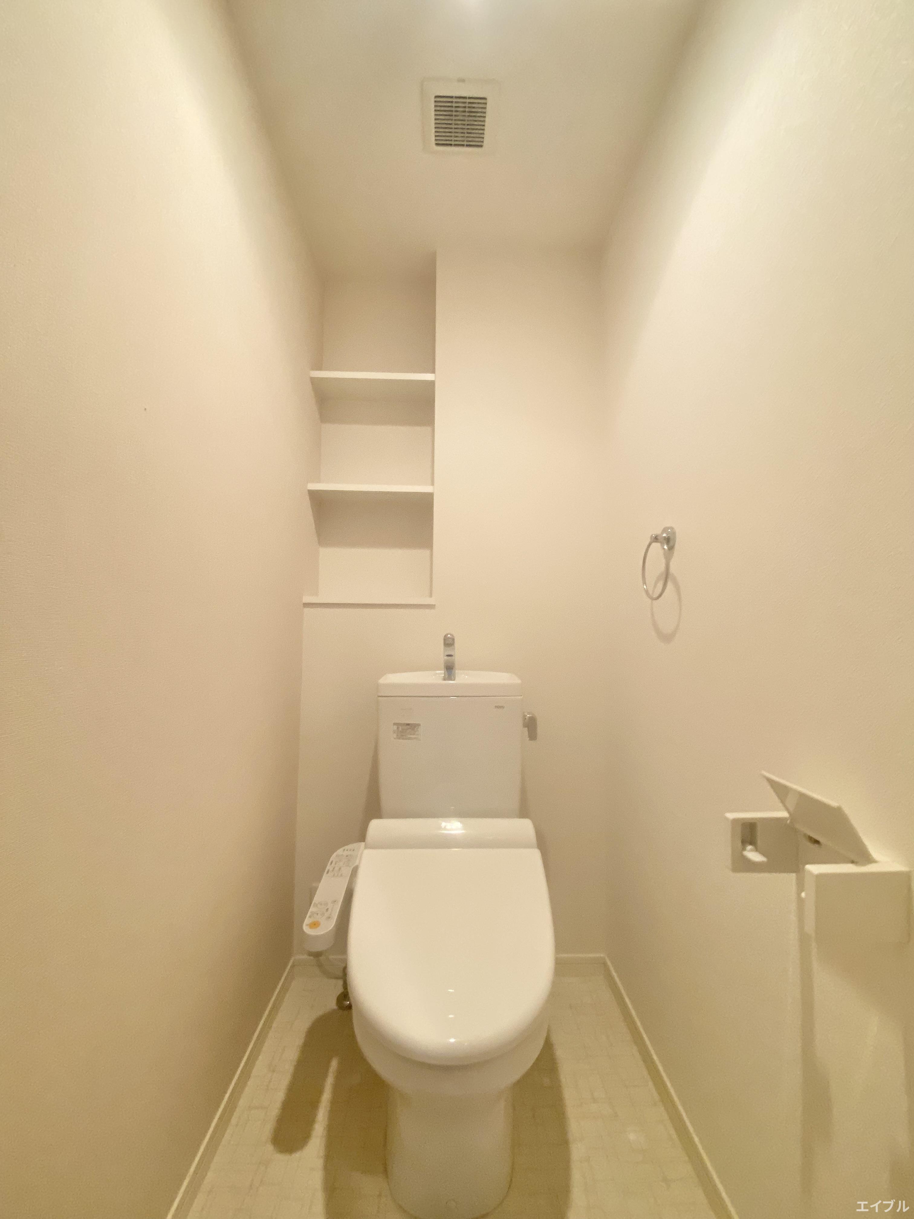 トイレ　別号室の写真です。別号室の写真です。