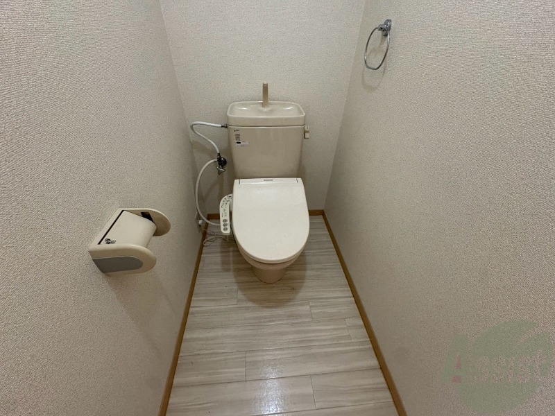 トイレ　こちらはトイレです。清潔感があり、安心して使用できます。
