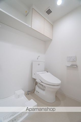 東京メトロ日比谷線 三ノ輪駅 徒歩4分 12階建 築8年のトイレ写真