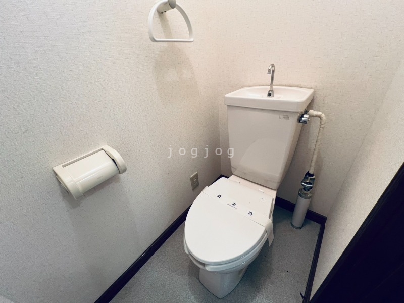トイレ　綺麗で快適なトイレです。