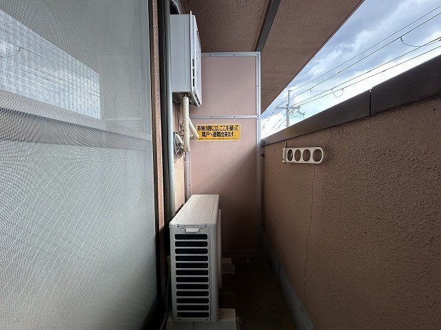 バルコニー　同マンション別部屋