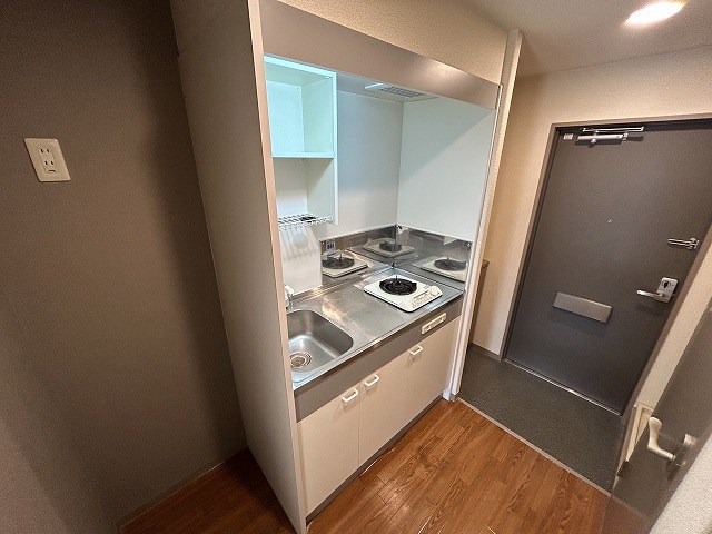 キッチン　同マンション別部屋