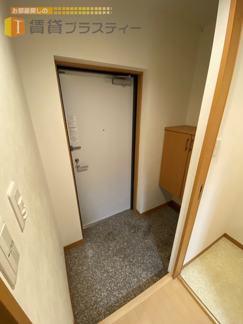 玄関　シューズボックス付きです