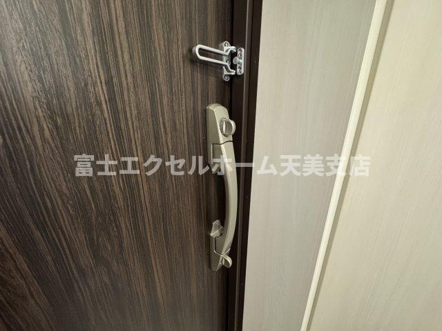 バルコニー　サムターン防止ロック