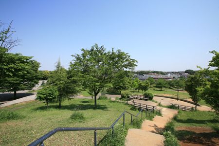 公園　東山田公園（公園）まで722m