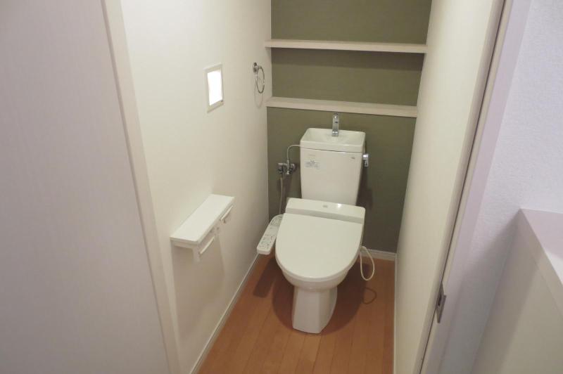ＪＲ日豊本線 宮崎駅 徒歩38分 4階建 築19年のトイレ写真