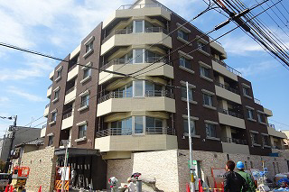 阪急宝塚線 服部天神駅 徒歩6分 築8年