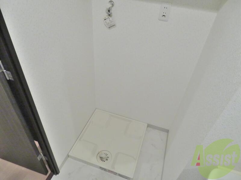 その他設備　室内には洗濯機置場があります。使い勝手が良いですね。