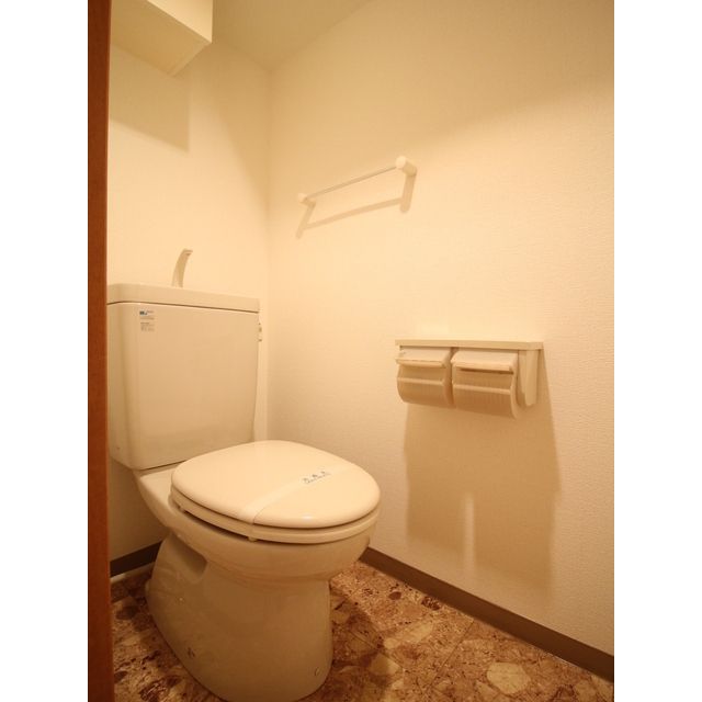 プレール日本橋三越前のトイレ写真