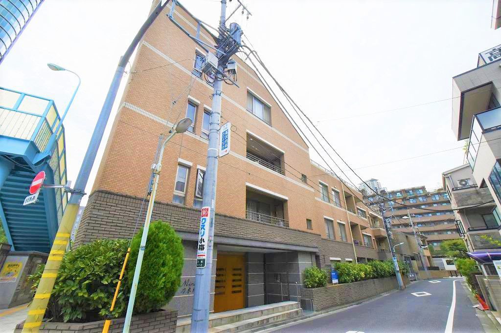 東京メトロ千代田線 乃木坂駅 徒歩4分 築24年