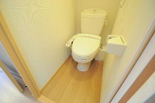 トイレ　実際のお部屋と異なる場合がございます。