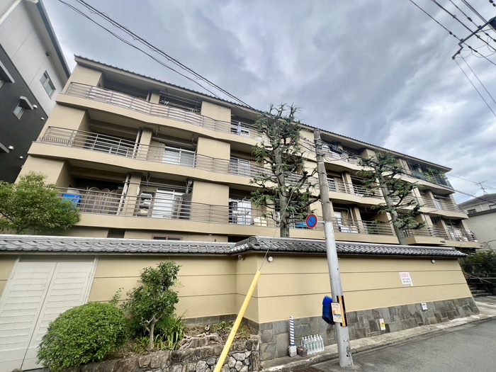 ヴィラ岡崎の外観写真