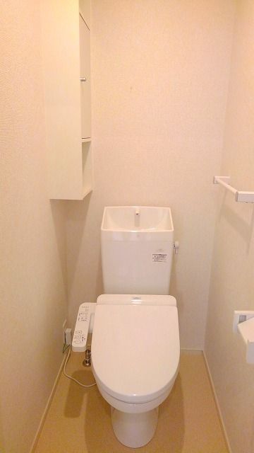 ＪＲ長崎本線 吉野ケ里公園駅 徒歩36分 2階建 築8年のトイレ写真