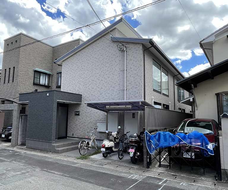 アーク有栖川の外観写真
