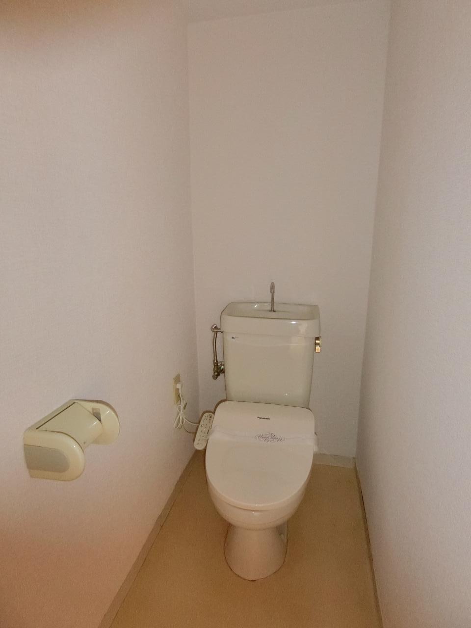 京成松戸線 みのり台駅 徒歩11分 5階建 築34年のトイレ写真