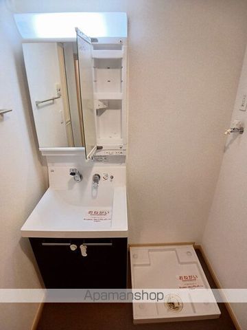 近鉄大阪線 高安駅 徒歩3分 6階建 築13年の内装写真