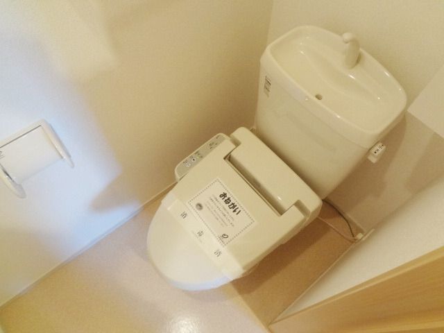 多摩都市モノレール 上北台駅 徒歩13分 2階建 築15年のトイレ写真