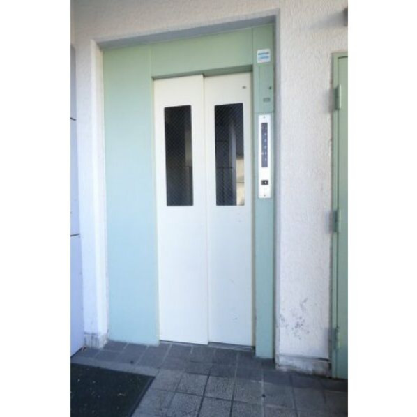 その他設備　エレベーター