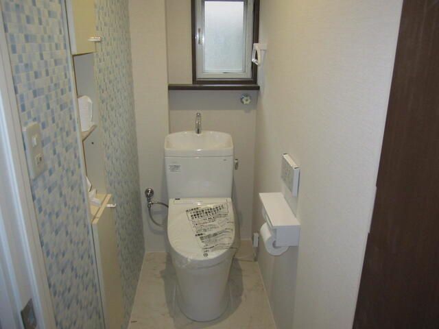 錦ヶ丘六丁目貸家のトイレ写真