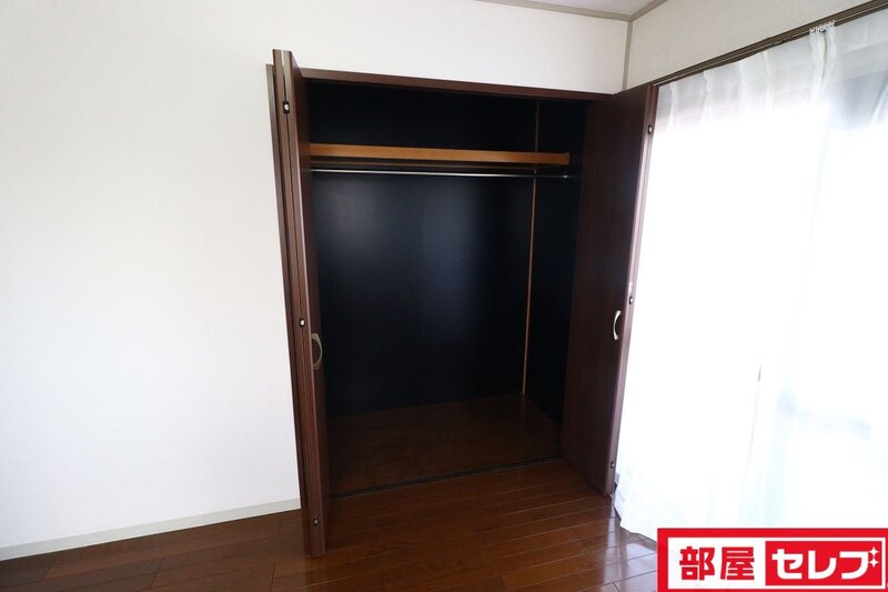 レジデンス鳥神の内装写真
